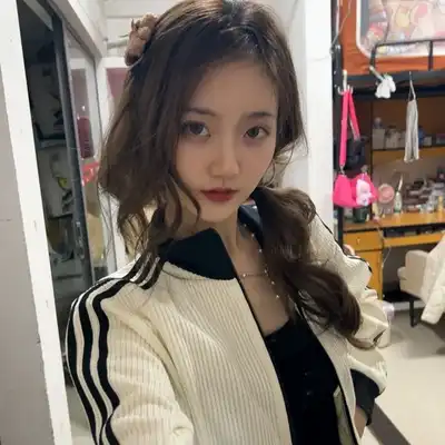 冯娜